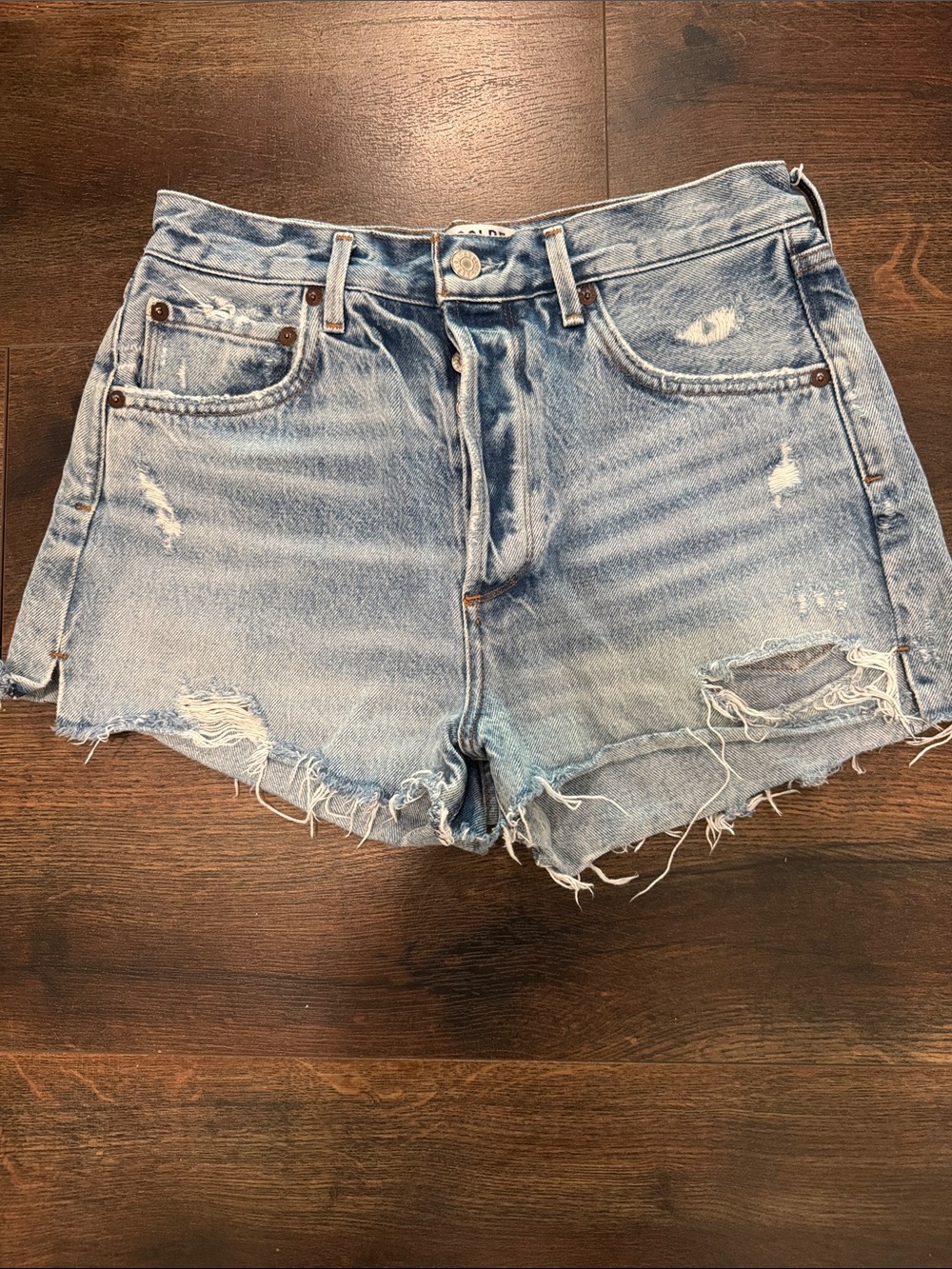 Agolde Premium Light Blue Distressed Cutoff Denim Shorts nwot size 28
